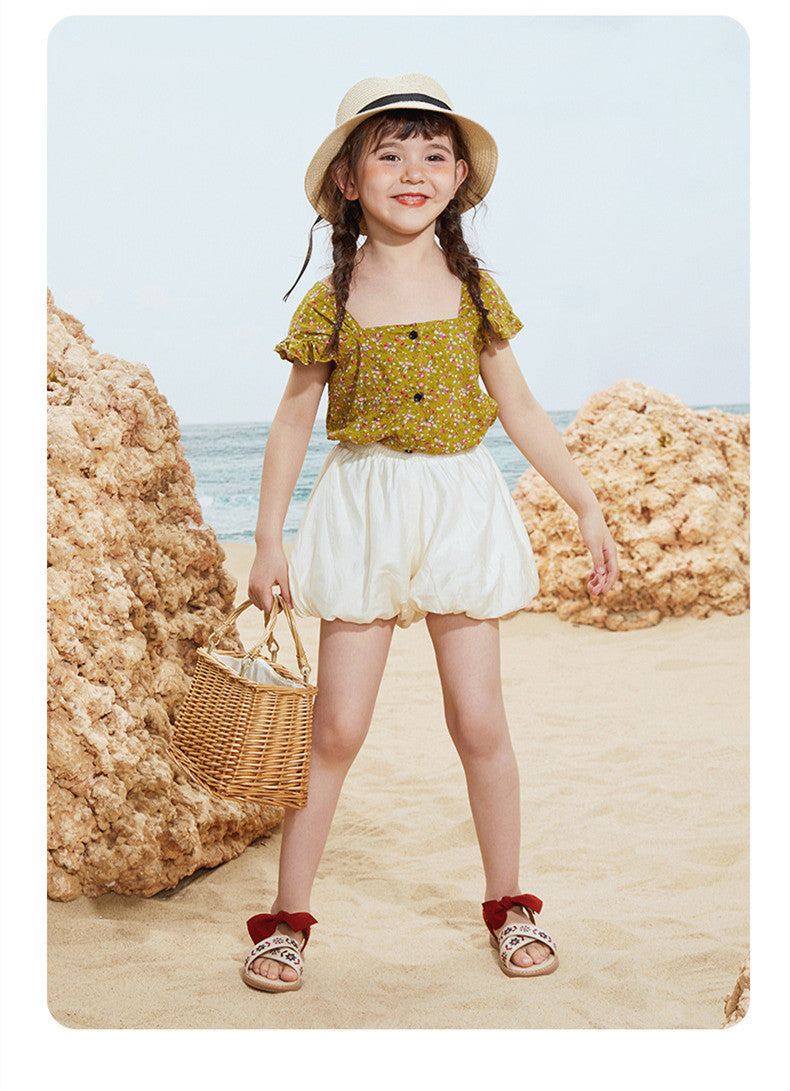 Children’s shoes with soft sole