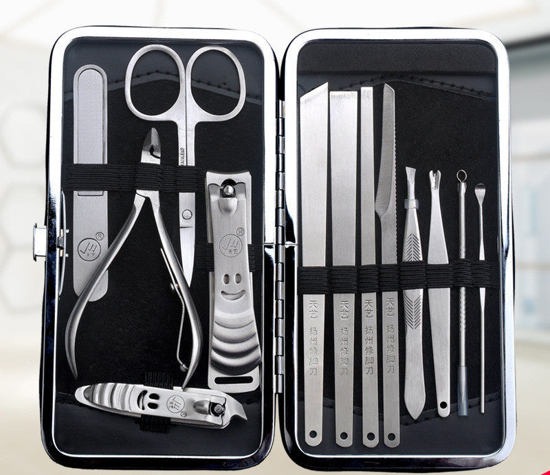 Household nail clippers and pedicure knife set