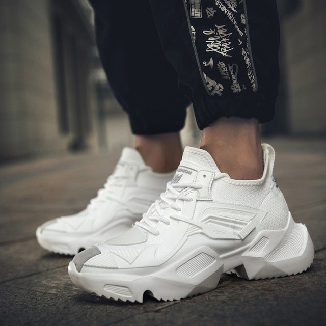 Top shoes sports and leisure