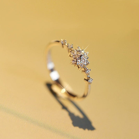 Luxury Snowflake Flower Ring Women