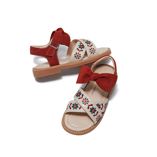 Children’s shoes with soft sole
