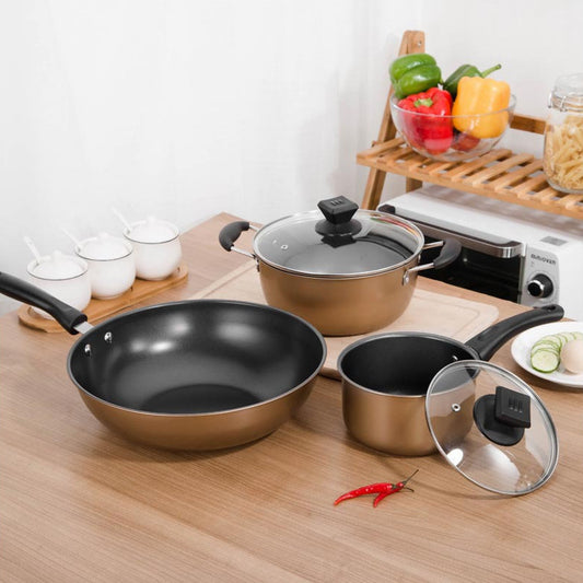 Set of kitchen pans