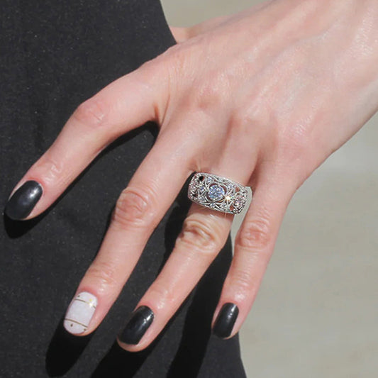 Ring Luxury Hollow Design Women